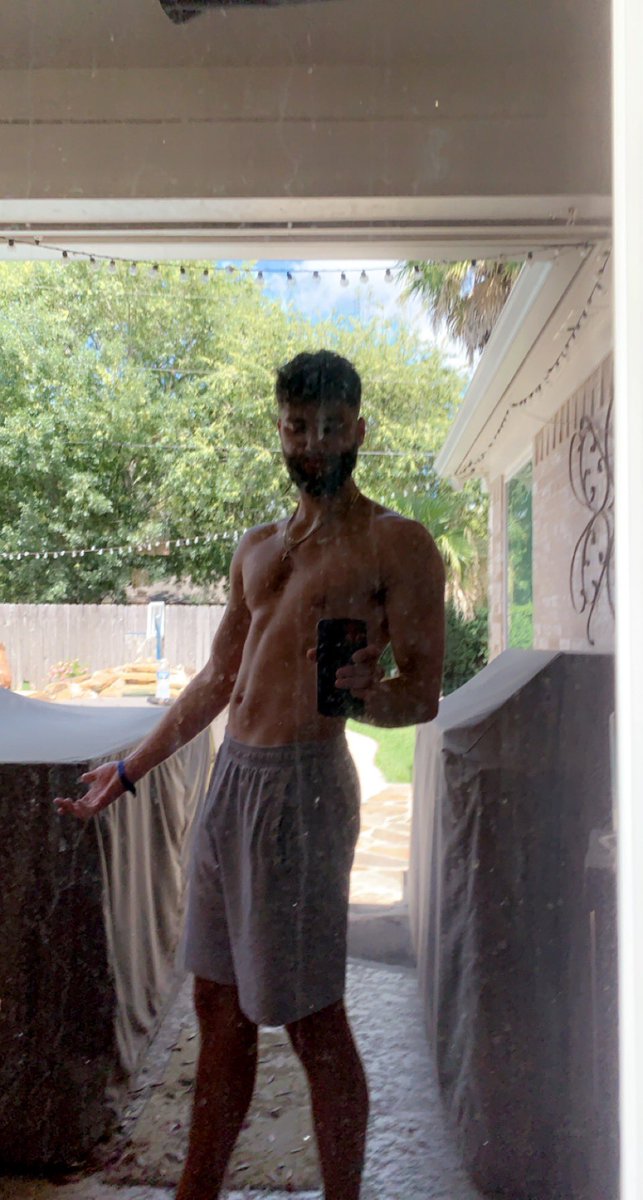 doing custom vids, drains, and everything in between..betas got over here and bow 🙇‍♂️ to your master #cashmaster #ALPHA