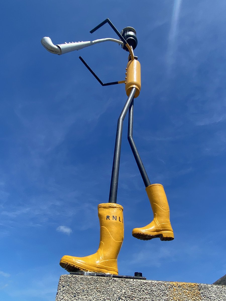 Happy New Ear tweet media