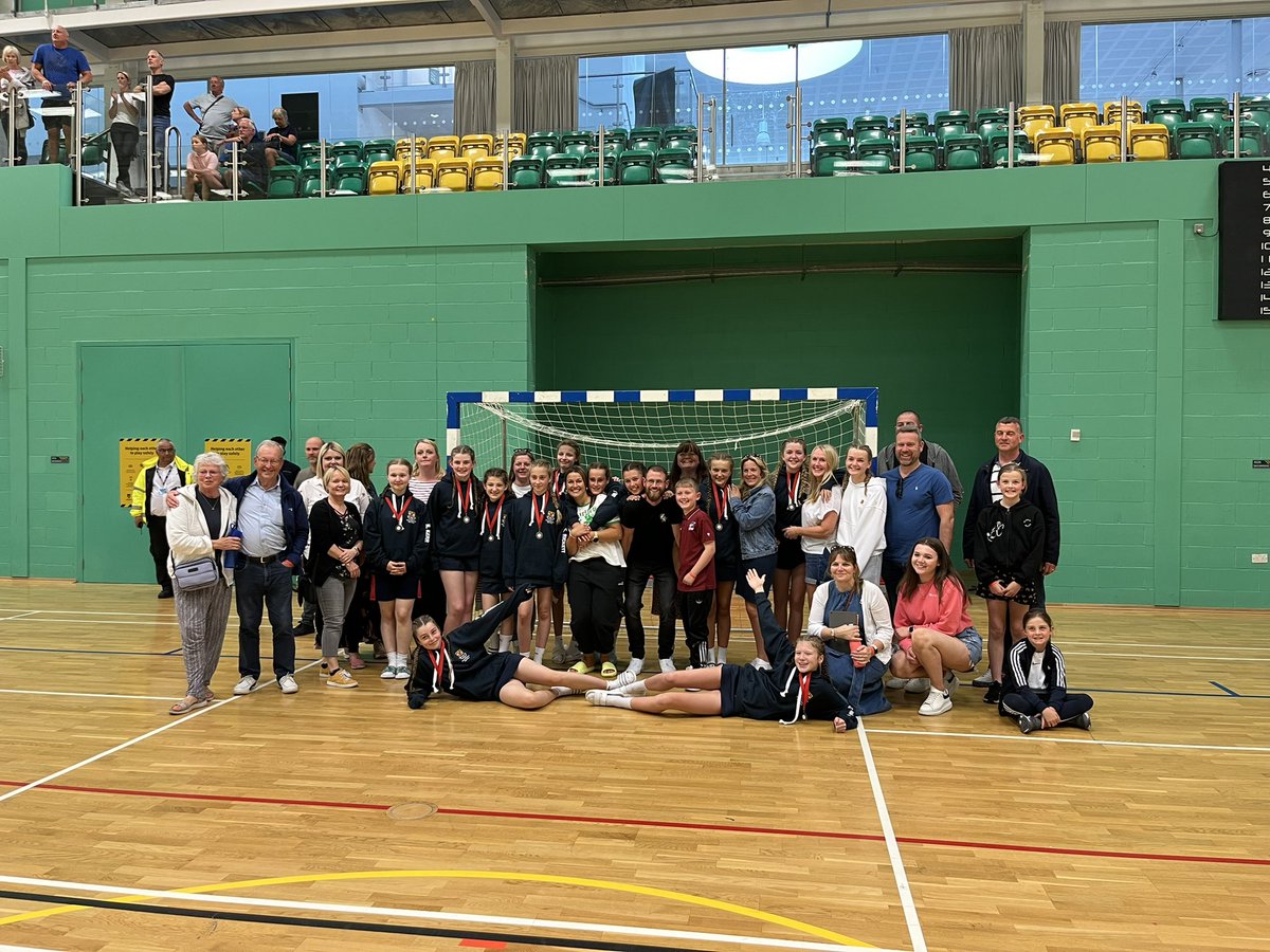 QEHSPE's tweet photo. What an achievement coming 2nd in the country @englandhandball 🤾🏼‍♀️🤾🏼‍♀️ 💥💥💥 what a fantastic group of girls and we are so proud of you…..absolute credit to @QueenElizHigh thank you to our fantastic family following today 🙌🙌🙌 #qehscommunity https://t.co/cjy3XJwflW