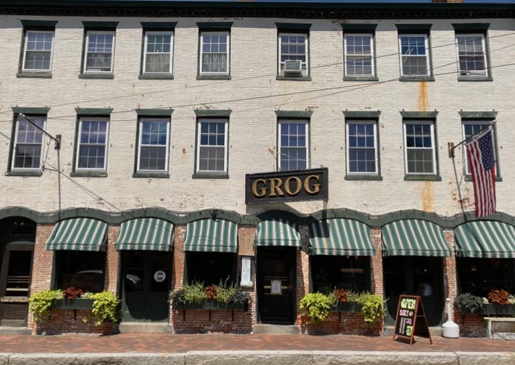 Happy Fathers Day to all of the dads out there! We will be open until 9pm tonight for food, and 10pm for drinks, so bring that special dad in your life down to celebrate!