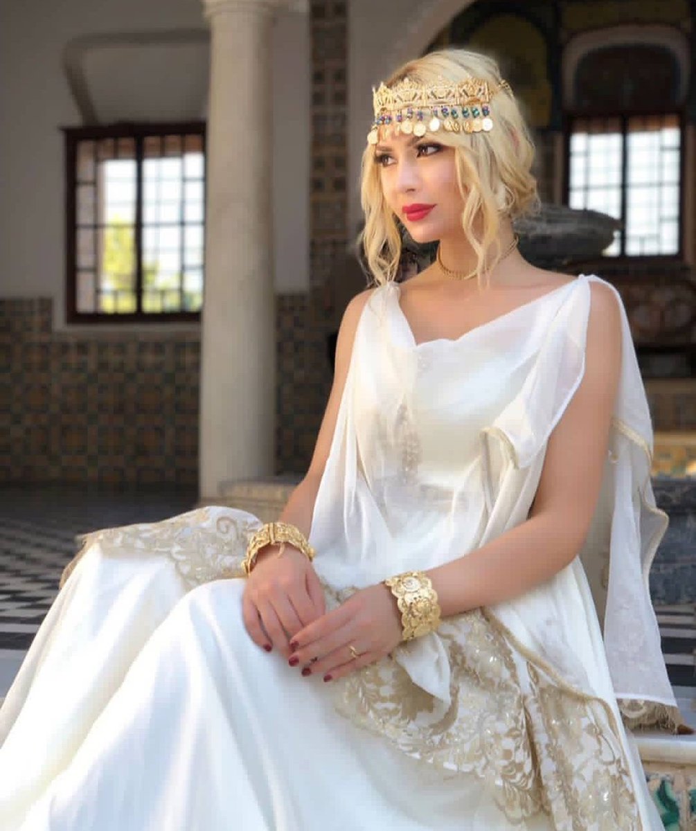 Urkueen's tweet photo. Malhfa Chaouia 
Chaoui Style https://t.co/x1o6vZOeuk