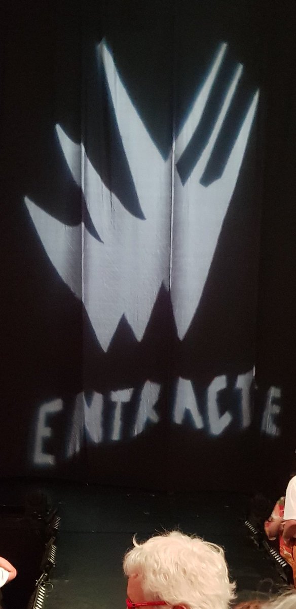 Changement de roi
Changement de couronne 
#RMH6R3 #H6R3 
<a href="/LeQuai/">Le Quai - Angers</a> 
La tétralogie