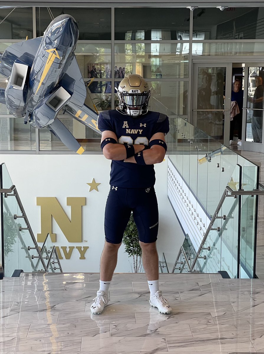 Trey Laurence tweet media