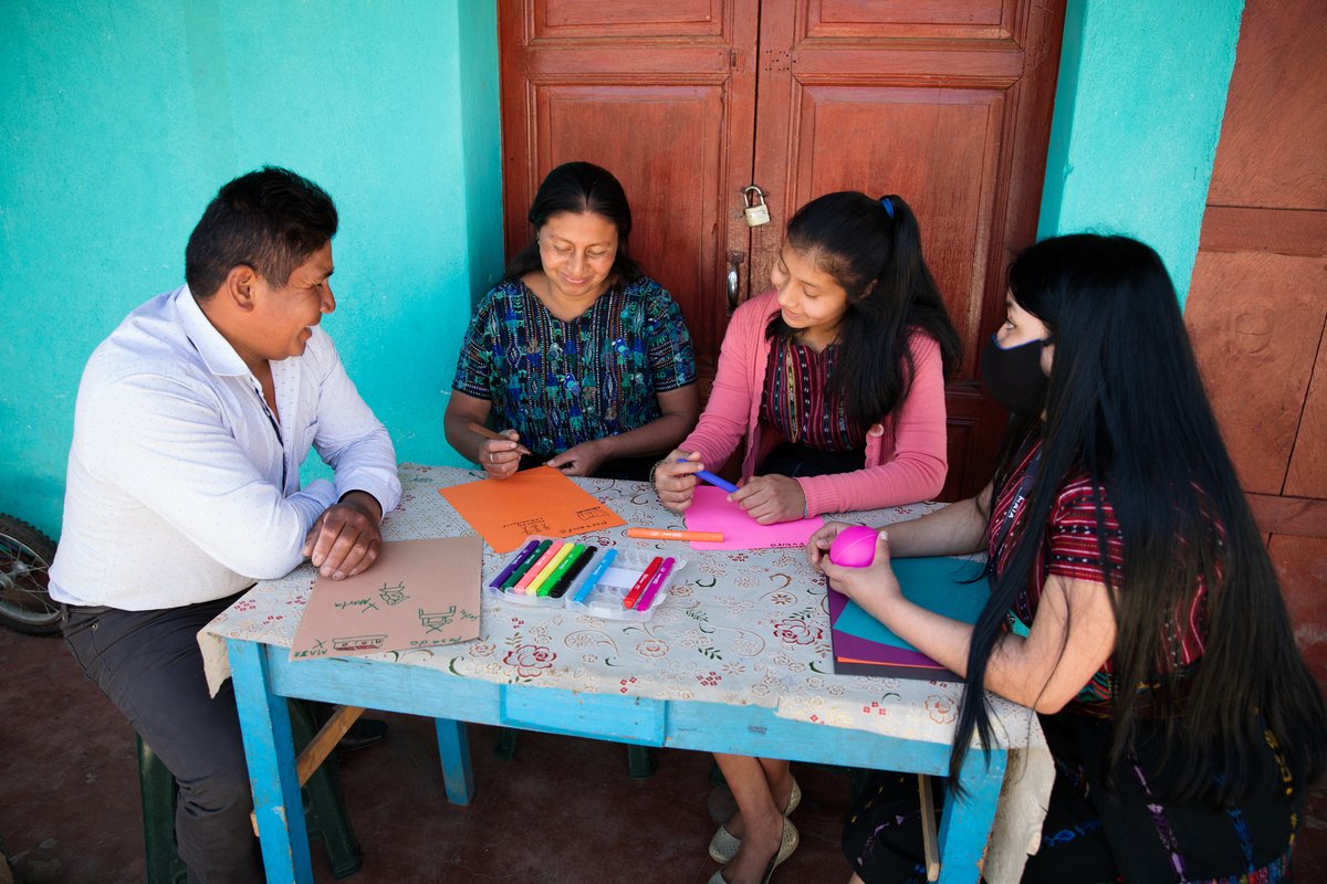 On #FathersDay, we’re celebrating organizations in our network that are working with dads and families to support girls’ dreams. @Maia_Impact in Guatemala is one of those organizations. Learn more about their inspiring work and support them here: gofundme.com/f/maia-impact