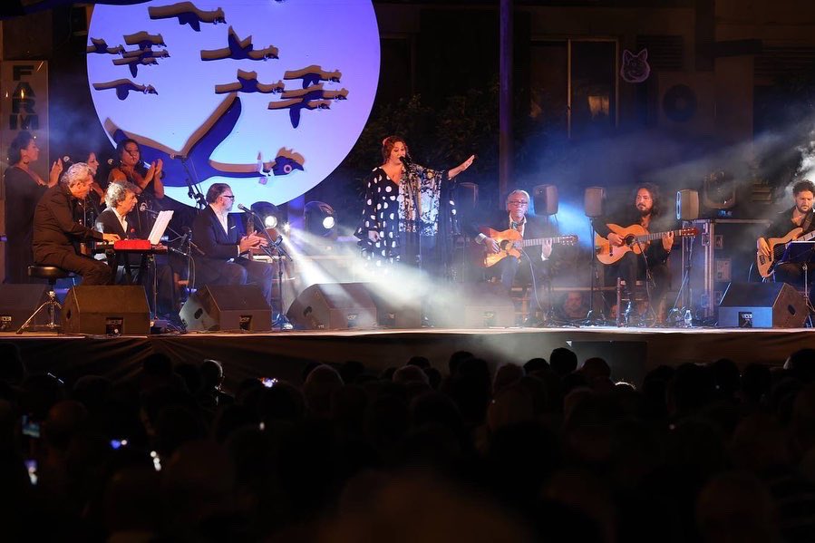 kosmadrid's tweet photo. Estrella Morente ayer lo volvió a demostrar… genio de genios.. como se puede cantar así..
Dejo fotos y enlace de #ABCdesevilla #cordobahoy 

https://t.co/2pjKEwFyCY

 #NocheBlancadelFlamenco
#fenderjazzbassamericandeluxe
#DiosEsAmor https://t.co/2f5rt8zJzn