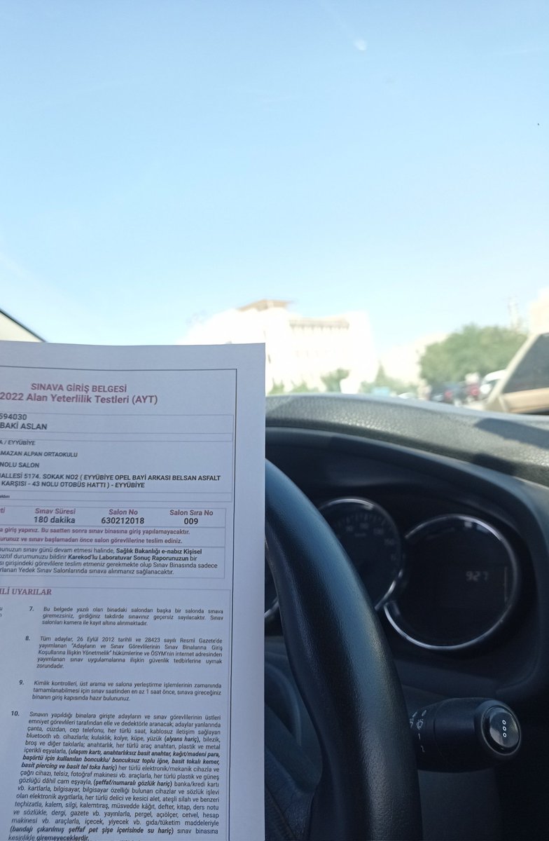 Bakiyaslan's tweet photo. Sizce ben liseden 5 yıl sonra ÖSYM sınavına katılıp sadece Hz Yusuf &amp; Hz Züleyha kıssasını anlatan soruyu  doğru cevaplayıp sınavdan çıkmışmıyım'dır✍️💪 https://t.co/wGLYfJ1Rt6