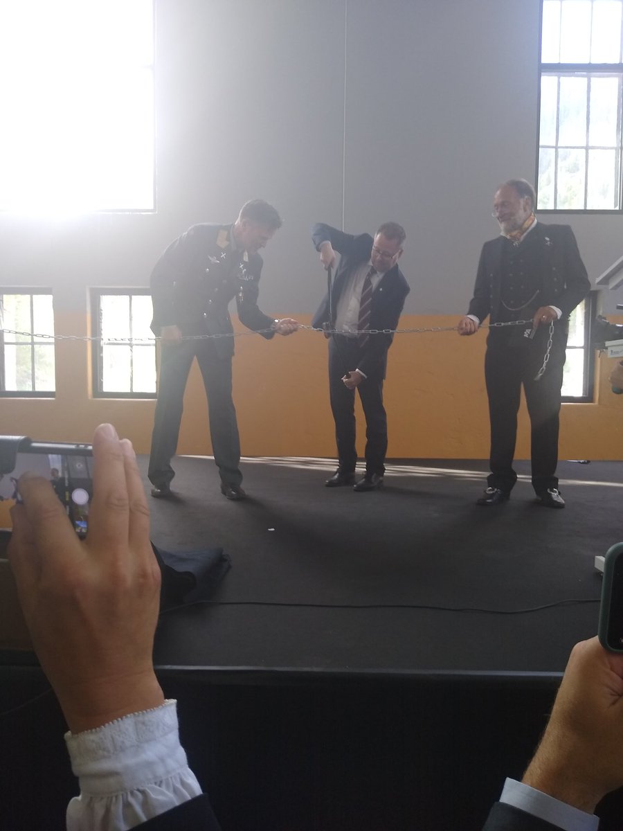 InsallTony's tweet photo. Yesterday I participated in the opening of the heavy water museum in Vemork, in Telemark, the target of the successful operation Gunnerside, led by Joachim Rønneberg of SOE. No ribbon for the Norwegian Minister of Defence to cut, he needed bolt cutters to get through the chain! https://t.co/QrJKRQojvp