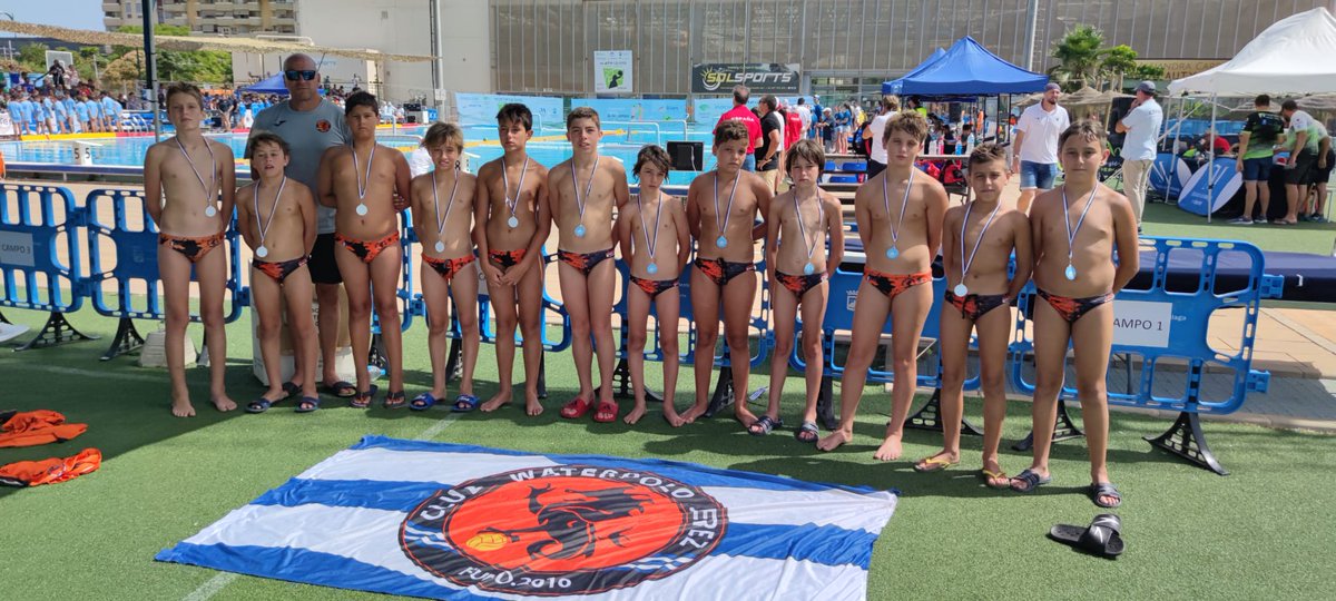 wpjerezoficial's tweet photo. Fin del Primer Cto. España Alevin #Waterpolo #Jerez, terminamos en un meritorio puesto catorce. Lo más importante, la experiencia a sus 10, 11 y 12 años.
Enhorabuena!!!
#sanchezceballosabogados #Utilbox #Serteco #Alborcadiz
@TECNOFIBRAS
@OndaJerezRTV @noticiasmira @diariodejerez https://t.co/Cy2luyYbTT