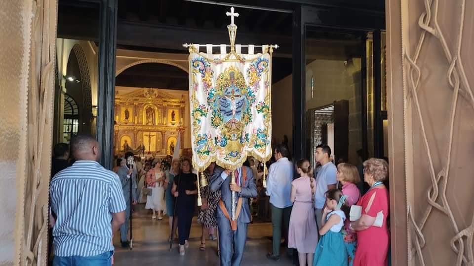 MCarmenPFSanse's tweet photo. Solemnidad del Cuerpo y de la Sangre de Cristo - Corpus Christi 2022.
#CorpusCristi2022
#PPSanse
#ConNuestrasTradiciones https://t.co/0Z8gip1J3H