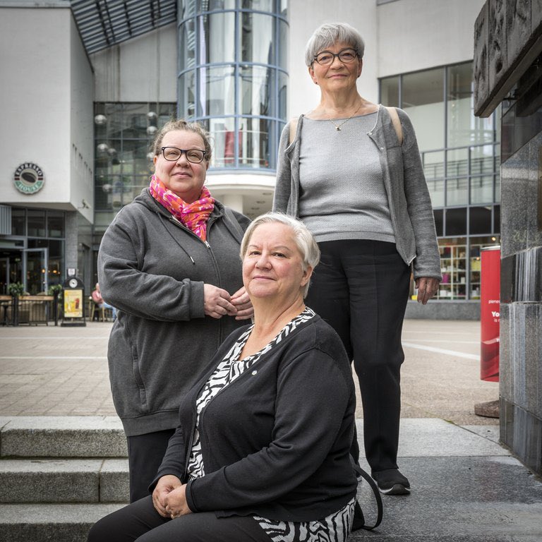 krvlkooppera's tweet photo. Lähes jokaisen ainutkertaisen kulttuuritapahtuman taustalta löytyy vapaaehtoisia toimihenkilöitä, joita ilman pyörät eivät lainkaan pyörisi. 

Tapio Nykänen tapasi Liisa Penttilän, Helena Tiuraniemen ja Leena Tiitisen. Kuuntele haastattelu linkin takaa!
https://t.co/bVJfpdgJ9T https://t.co/PbPyfQPsxY