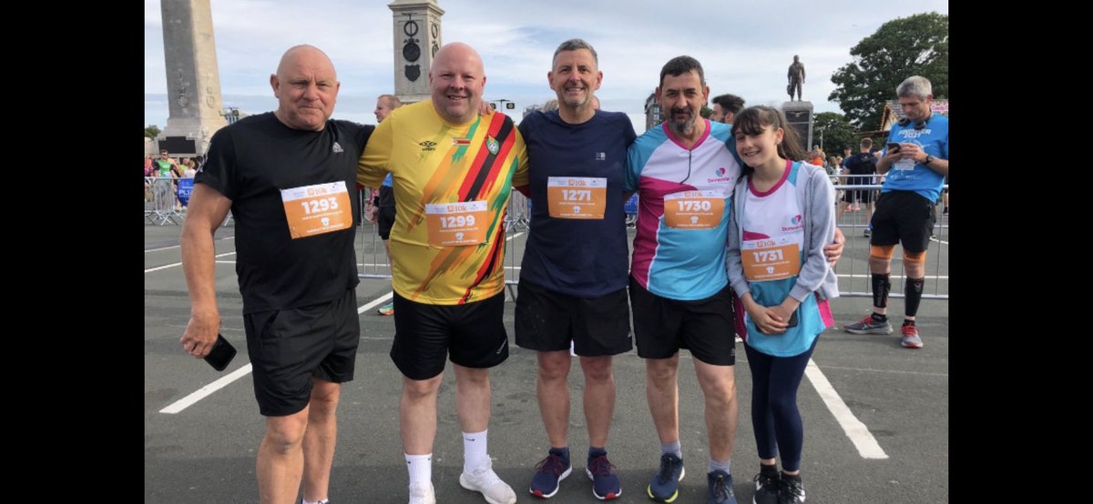 Brad8926's tweet photo. Four of us met at a fit fans course at @PAFCCommunityTr @EFLTrust back end of last year. Stones lighter and massively fitter, today we all finished the #Plymouth10K. 

I told them it was possible, next step 1/2 marathon 💪 https://t.co/tc2uoJoTlY