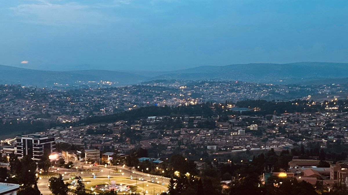 Thank you Kigali for the warmest of welcomes!!!

I’m thrilled to be in 🇷🇼 representing <a href="/WIPO/">World Intellectual Property Organization (WIPO)</a> at the Commonwealth Heads of Government Meeting.

<a href="/rugomboka/">Emmanuel Rugomboka</a> &amp; I look forward to discussing how #innovation contributes towards better lives, in one of Africa’s fastest growing economies.