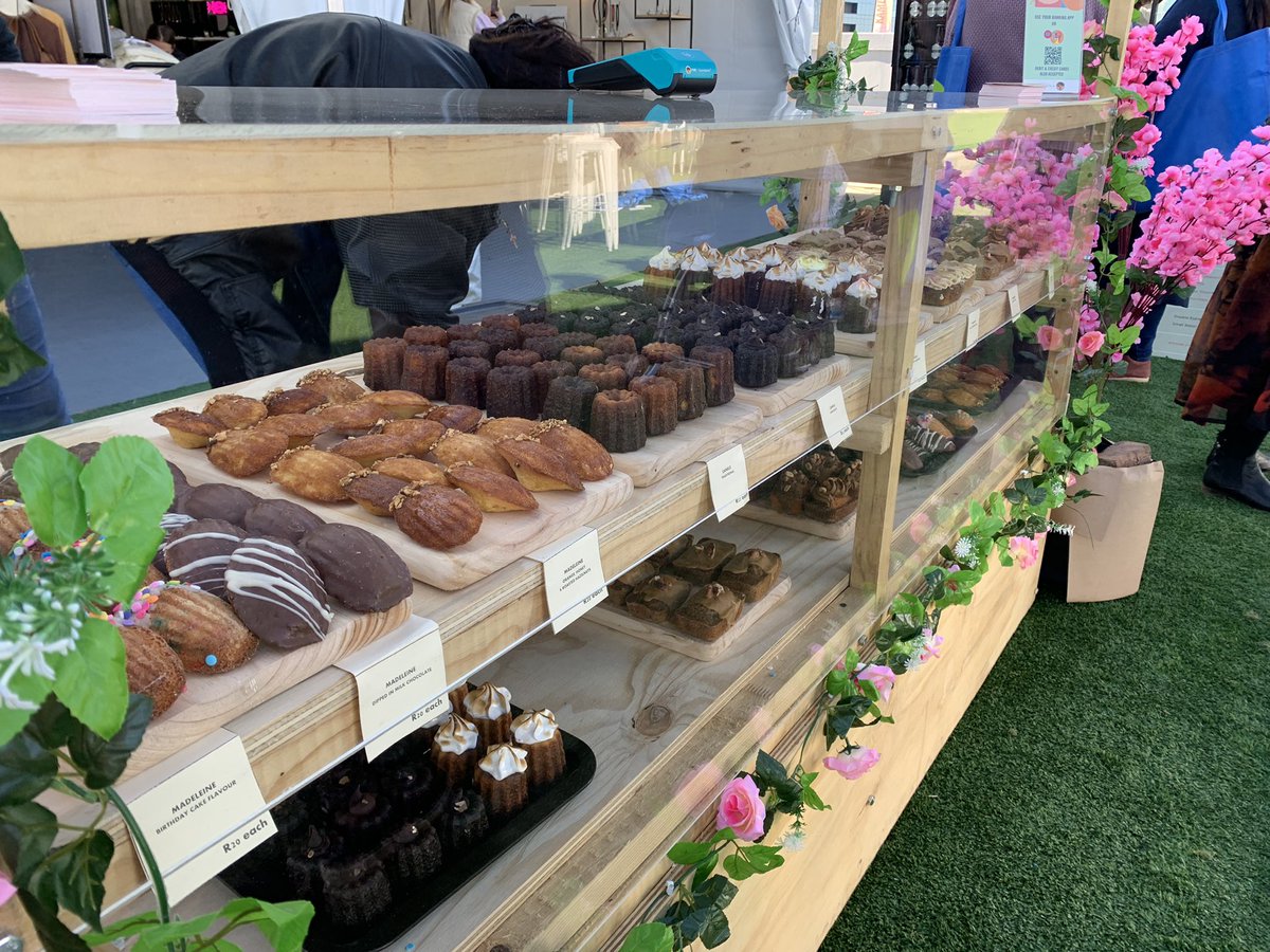 tazzaTH's tweet photo. Kamers Makers @SandtonCity #somethingdifferent #market #foodanddrinks #shopping https://t.co/48BeUabKug