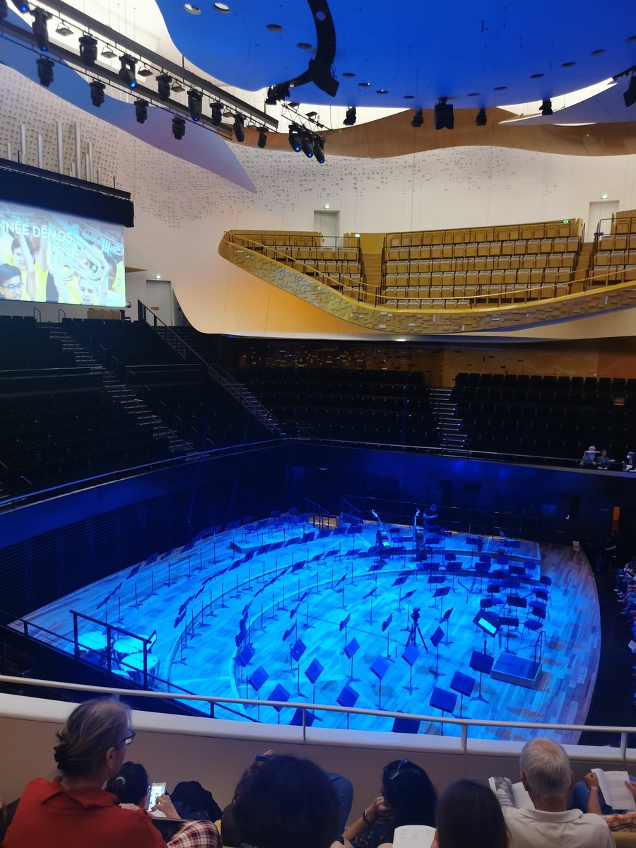 E2C_93's tweet photo. Les stagiaires de l'e2c93 invités par @fondationfdj à la Philarmonie de Paris pour assister à un concert.
Merci à la Fondation FDJ.
#insertion #formation #citoyenneté https://t.co/0BzwKfJM5H