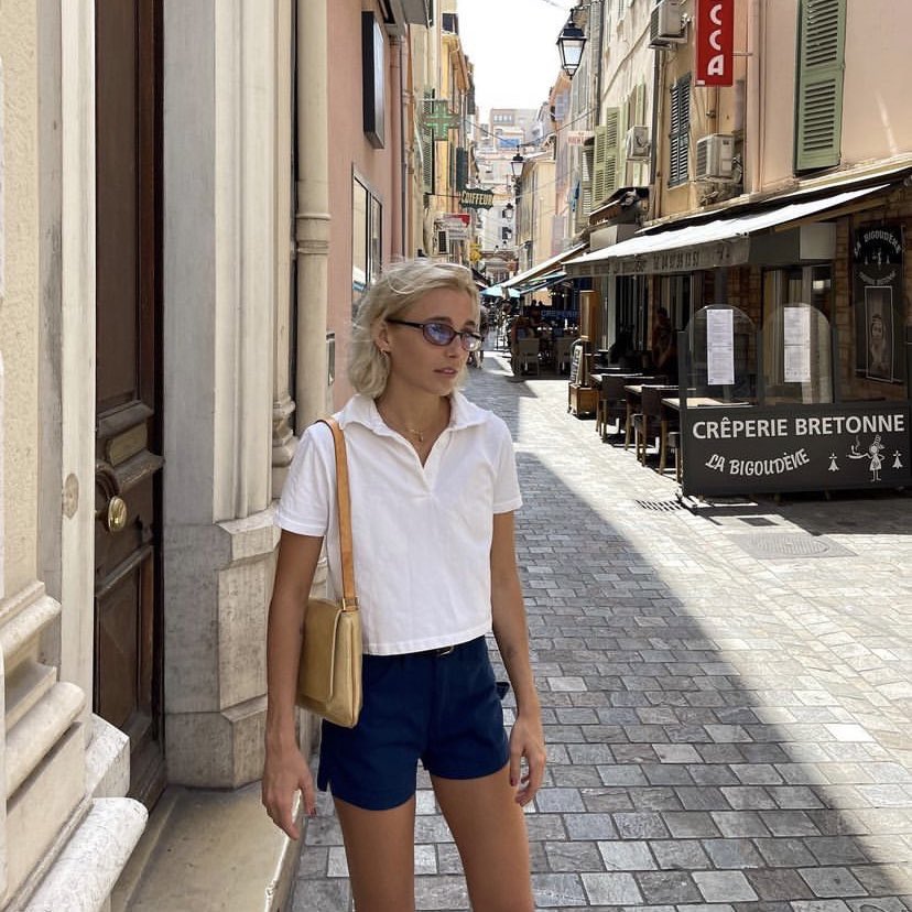 emmamoodboards's tweet photo. emma chamberlain in the south of france https://t.co/pzANEmRq9w