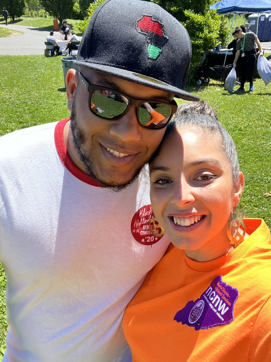 Britt4People's tweet photo. Happy #Juneteenth!
Today Iโm reveling in
#BlackJoy
#BlackExcellence
#BlackLove
#BlackWellness
#BlackHealing
#BlackRest
And claiming #BlackLiberation! https://t.co/fLLCJPuvvC