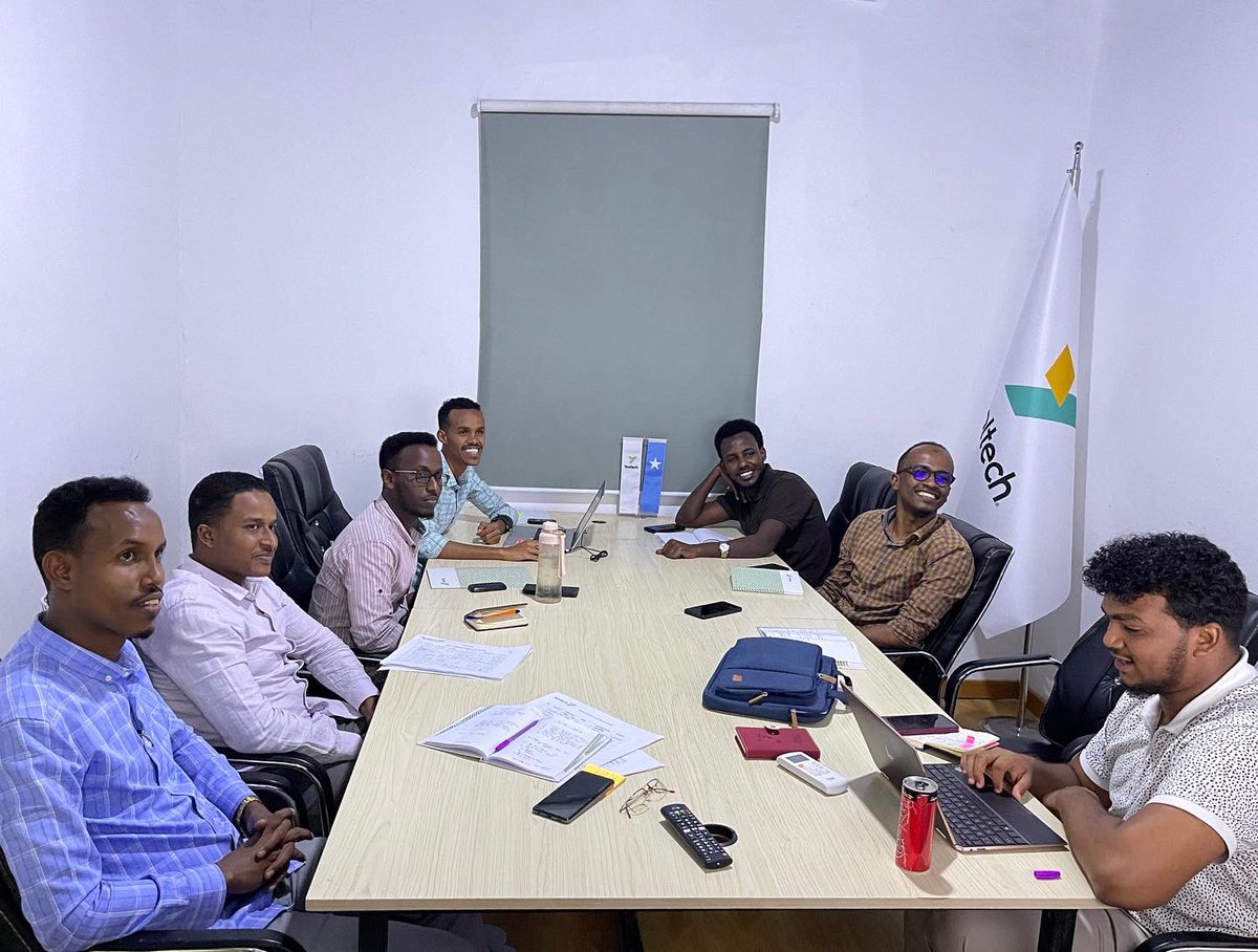 yooltech's tweet photo. Waxaa maanta kulanka asbuuclaha ah ee shirkadda lagu ansixiyay nashqada cusub ee website ka Yooltech
Booqo https://t.co/4CLngYm95B https://t.co/wdRjED9Gvt