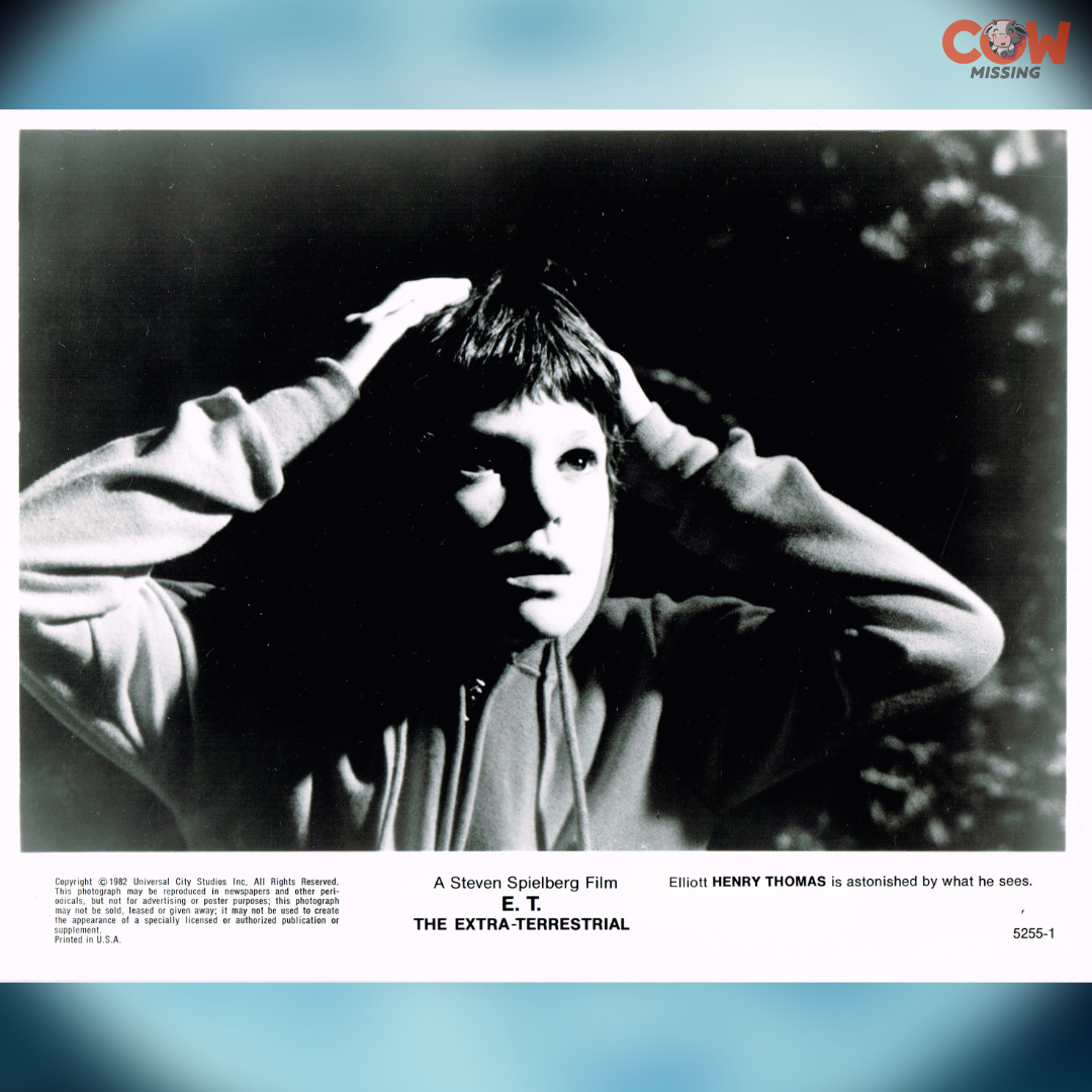 CowMissing's tweet photo. From our archive; an original press kit photograph. #ET40th #UniversalPictures #HenryThomas #Elliot #ETPhoneHome #The80s #StevenSpielberg #UniversalCityStudios #ET #ET40 #ETMovie #ETFilm #MCAUniversal #IllBeRightHere #CowMissing @UniversalPics @amblin @IMAX https://t.co/bcH1lGBUaa