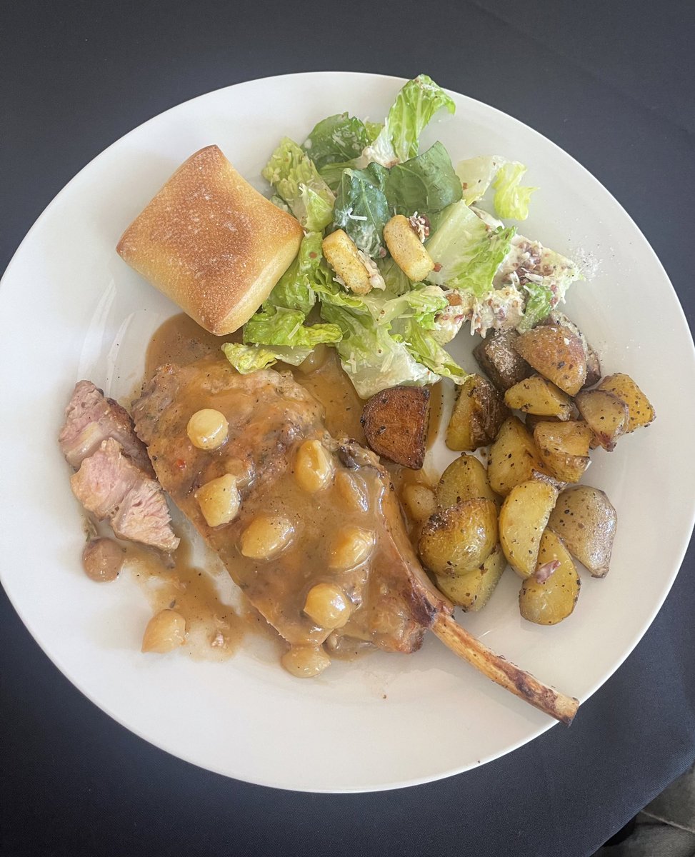 Does my food count for #TrackTV?
#MontrealGrandPrix