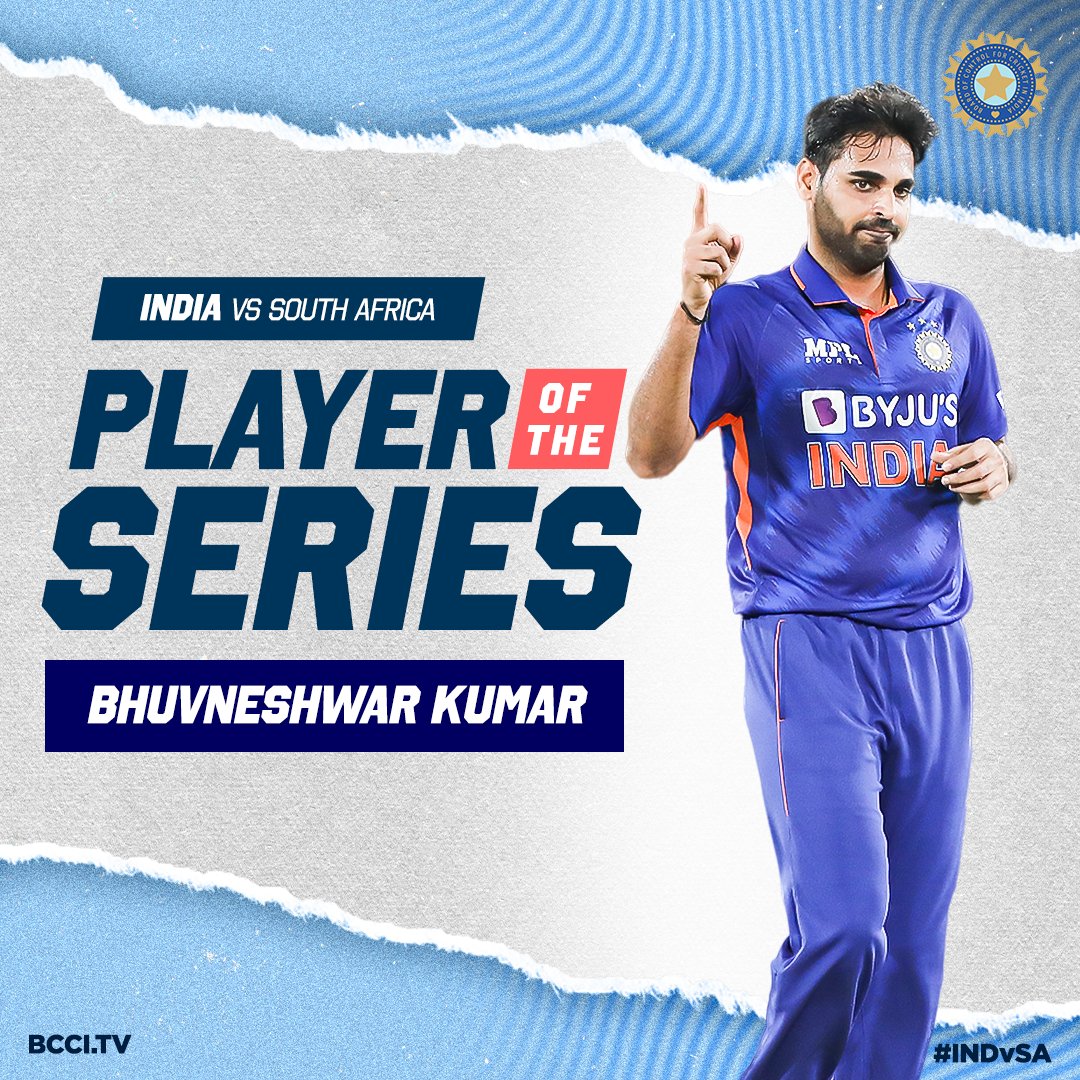 BCCI's tweet photo. For his impressive bowling performance against South Africa, @BhuviOfficial bags the Payer of the Series award. 👏👏

#TeamIndia | #INDvSA | @Paytm https://t.co/gcIuFS4J9y