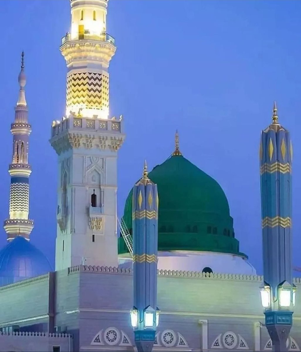 𝒁𝒆𝒃𝒂 𝑲𝒉𝒂𝒏 tweet media