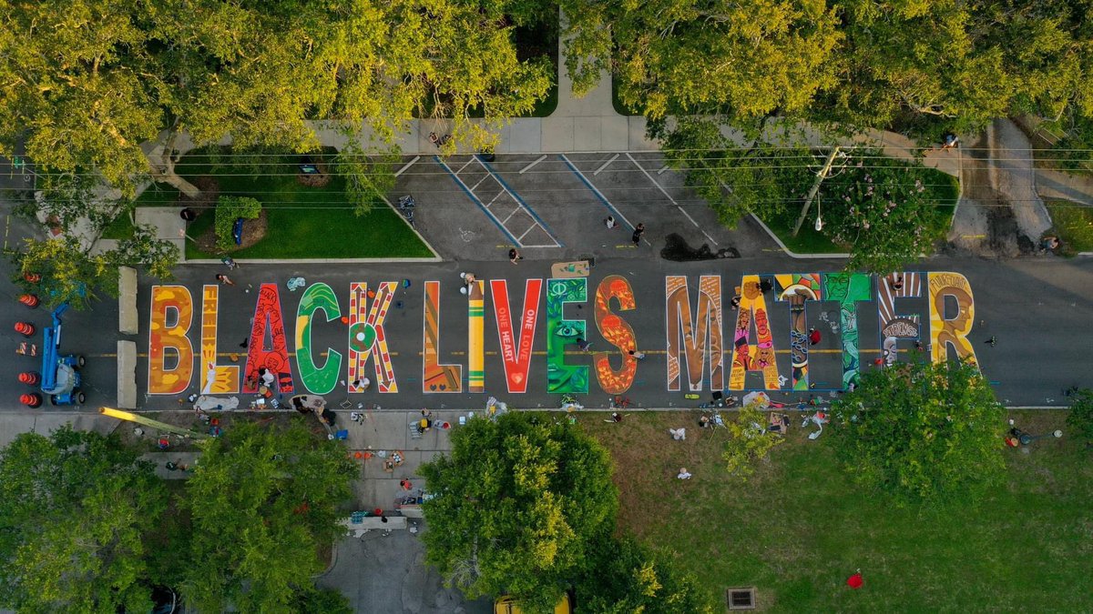 StPeteFL's tweet image. Today, and in observance tomorrow, we recognize #Juneteenth the date in history when the last slaves were notified of their freedom. In 2020, the City + @CGWoodsonMuseum came together to celebrate Juneteenth and unveiled a street mural declaring Black Lives Matter. 2240 9th Ave S