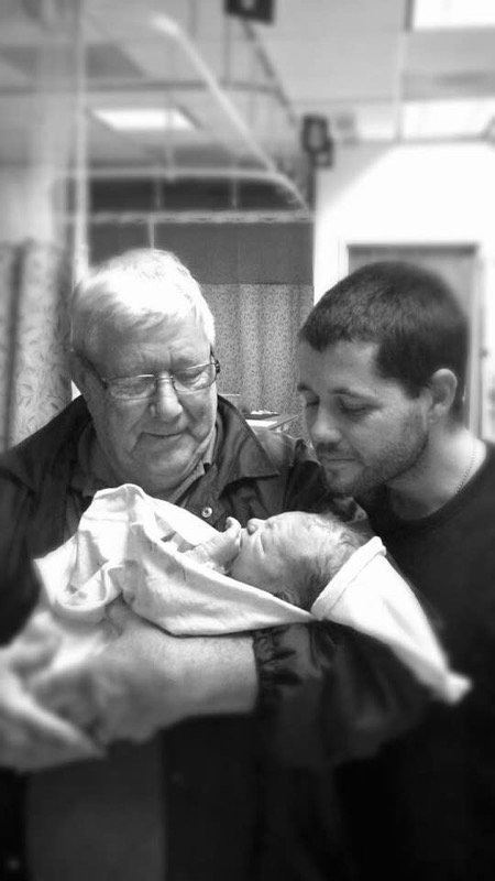 Susportspicks's tweet photo. Happy Father's day In heaven dad, even though it's been 2.5 years since I heard your voice,  my heart talks to you everyday. 
This will always be my favorite pic. ❤ https://t.co/IyXcdWcmek