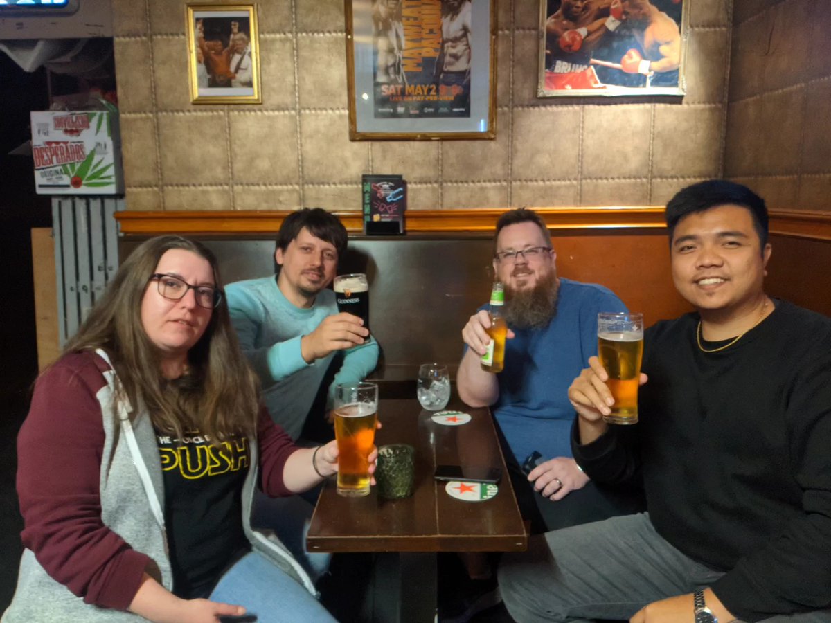 majul13's tweet photo. Back home! What an awesome experience it has been! #JSNation #Amsterdam @matomatostr @thespotterboy @getify #KyleSimpson https://t.co/xgy56AbDRK