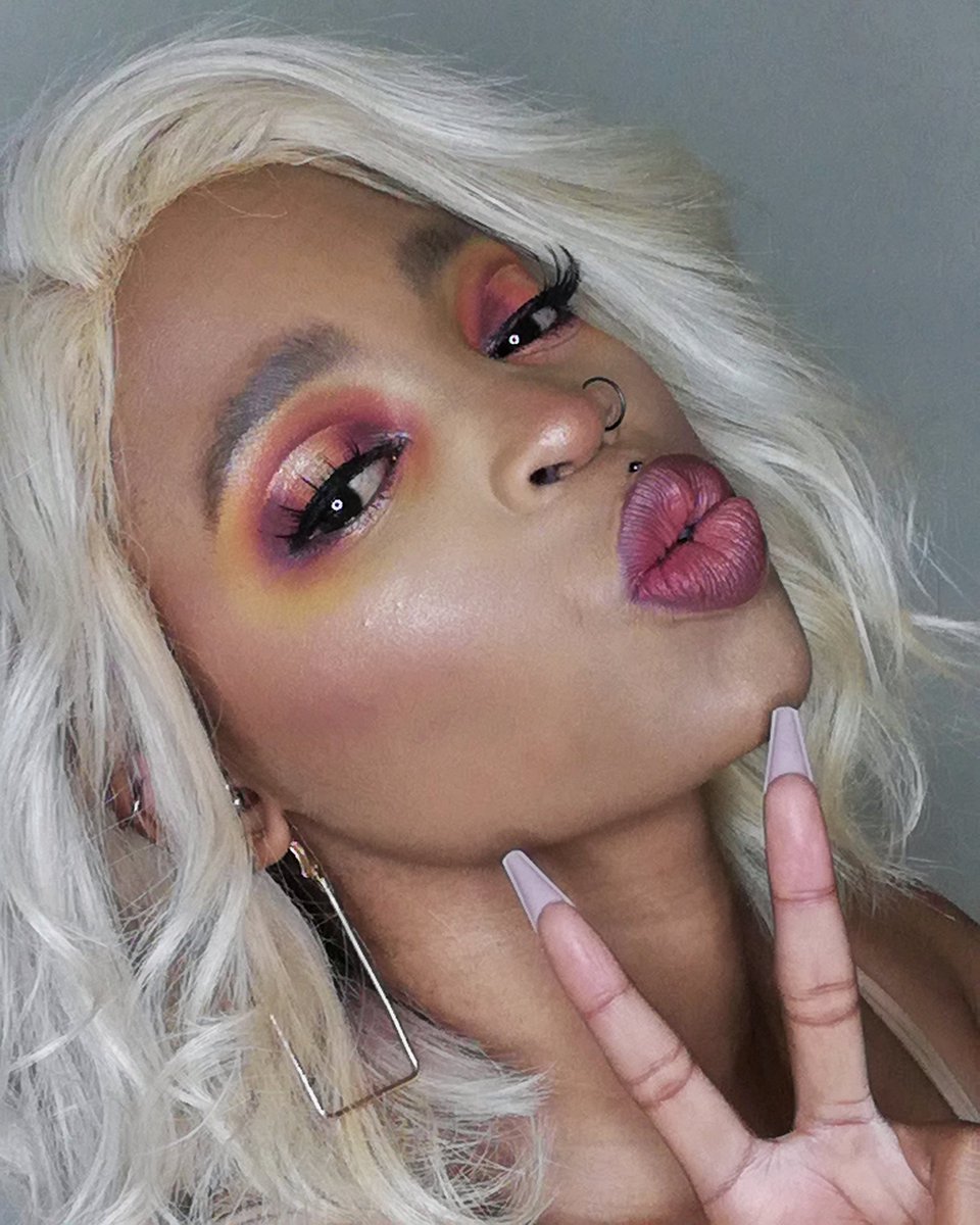 Tracey_Tray's tweet photo. Day 7: sunset🌇🌄🔥
Great) ending to another fun challenge
@foyinog
#makeupinthecitiesafrica
#7days7faces #maybellineNY #makeupchallenge #search #makeuplook #sunsetmakeup https://t.co/5CB7AOYNC3
