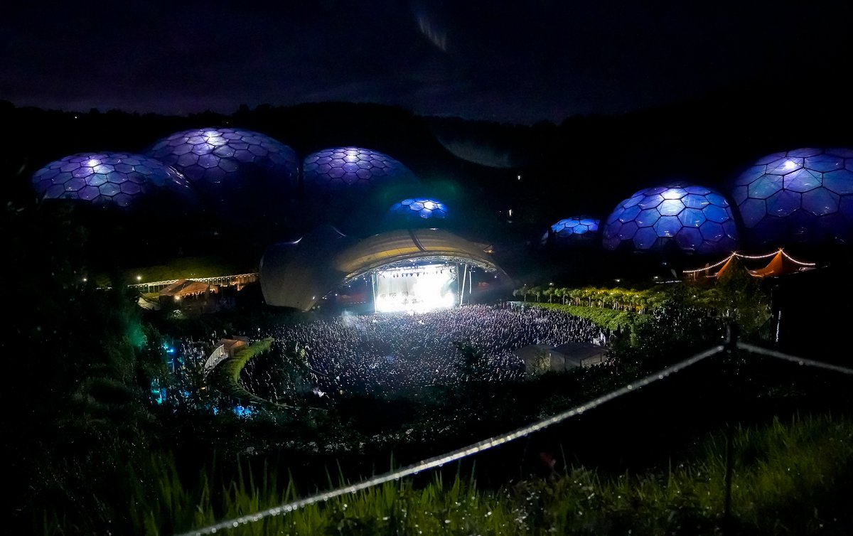 nineinchnails tweet picture