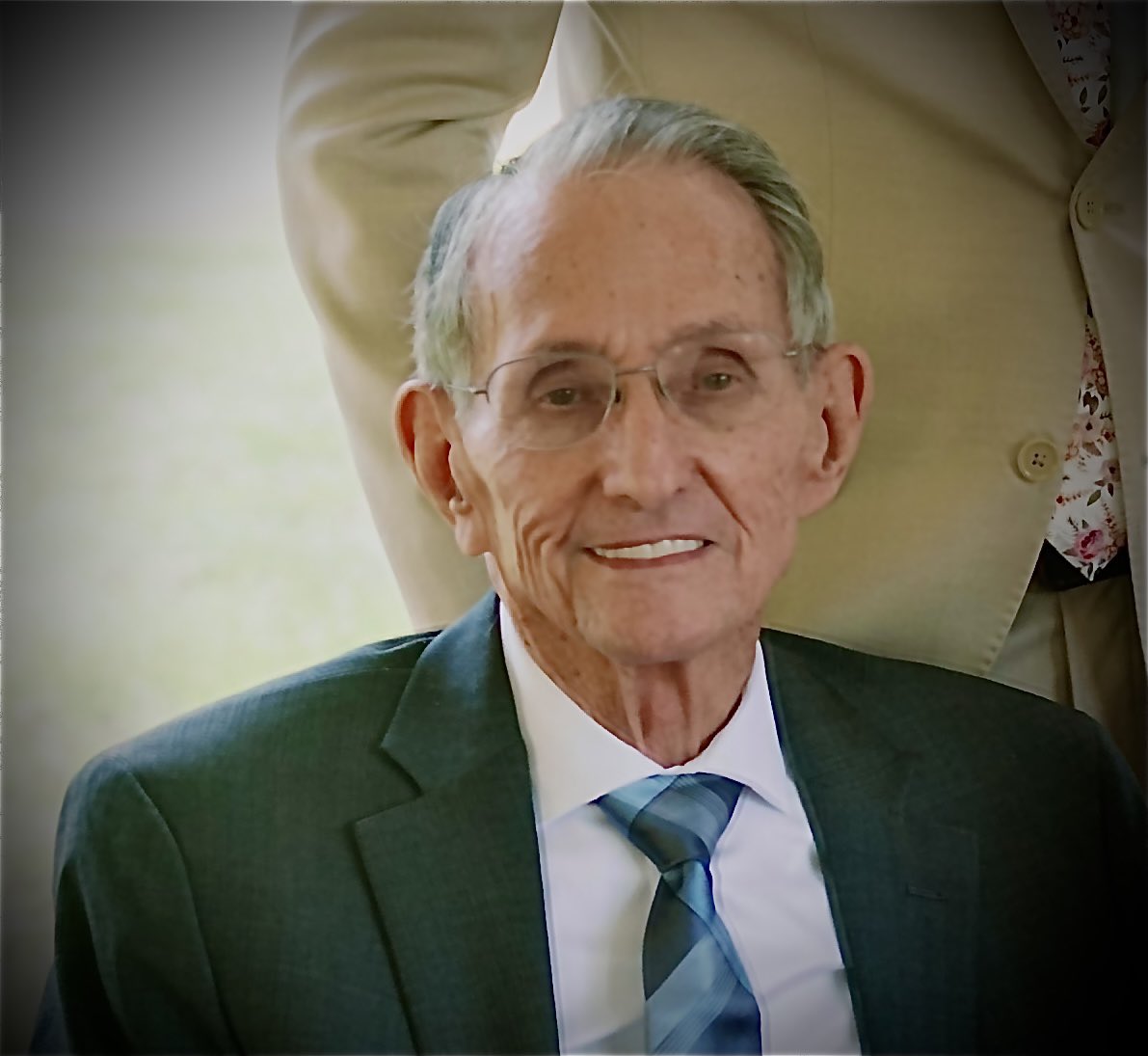 We all have a Hero in our lives.  Today I honor my Father and my Hero – also a cancer survivor!   Please pay tribute to those you honor – make a donation today @Livestrong lvstr.ng/3mT6vWa #HonoringFathers #Livestrong25 #Livestrong #25YearsofHope