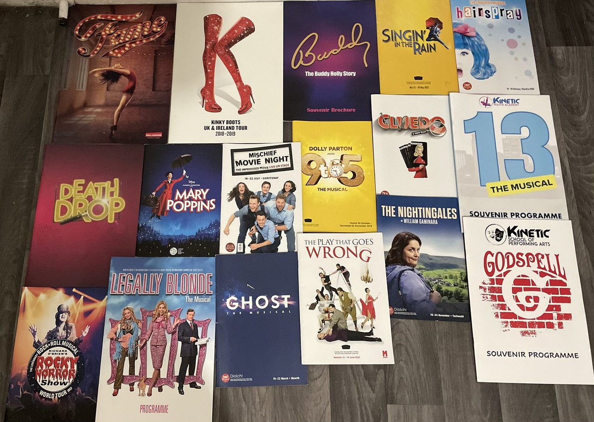 Luke_0021's tweet photo. The other day I gathered every programme I have collected from all the shows I’ve been to 😍🎭 & many more to come ❤️🤩 @SchoolOfRockUK @wwrytouruk @FootlooseTour @WaitressUK @BeautifulUKTour @rockofagesuk @Dreamgirls_UK @WickedUK @JosephMusical @Kinetic_Theatre @OrbitTheatreCDF https://t.co/ML239ysMSe