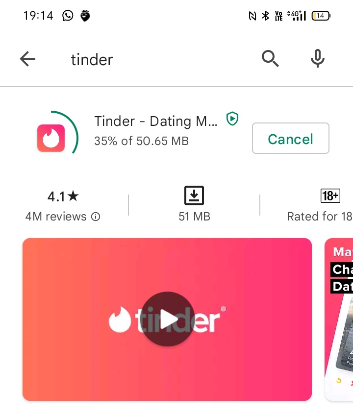 _wineNwhine's tweet photo. Not me downloading Tinder #OurPerfectWedding https://t.co/7w7jgLn9SA
