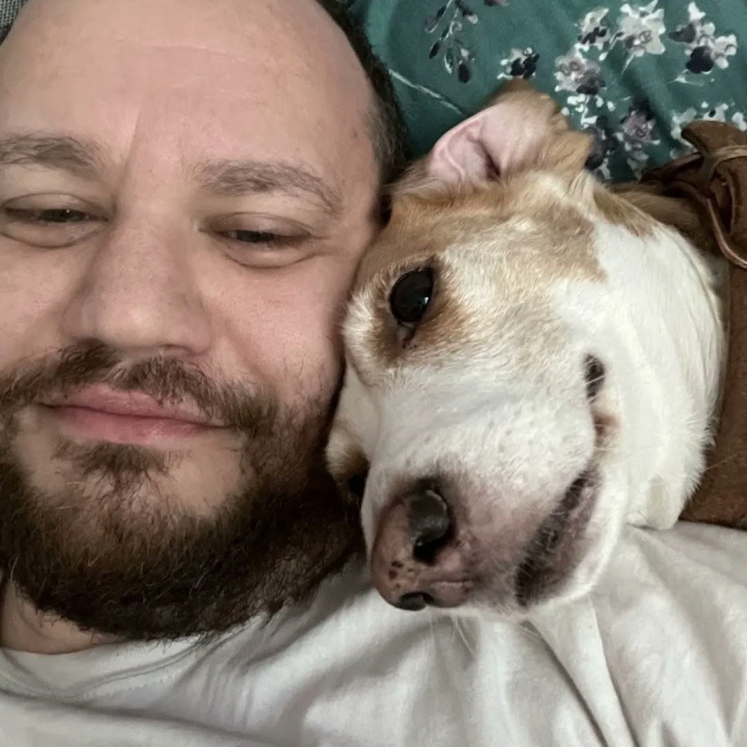 Mel_Sis1's tweet photo. Happy 1st father's day to a human! You are the best dad ever to Peggy, Charlie and Quinny ❤️ We all love you so much 😘 @pierskarsenbarg https://t.co/jKFxWFXoAV