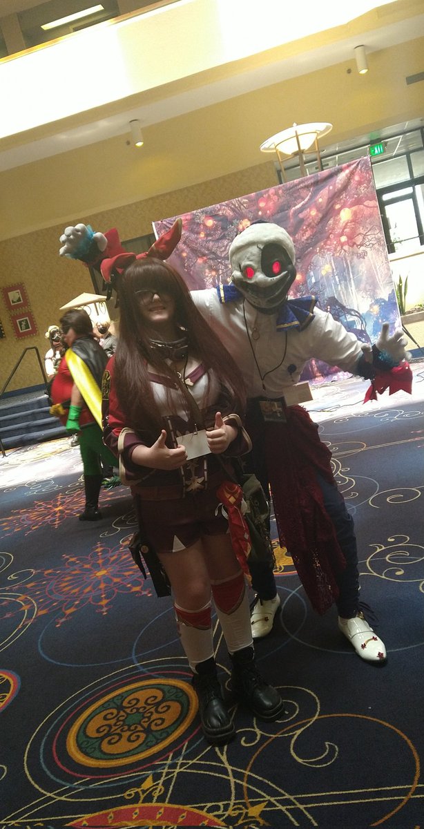 noamber_slander's tweet photo. cosplacon day 2 was a blast yesterday!! i met some really kind people, and did some more panels. meeting cory was AWESOME. he is such a nice guy, im so grateful i got to meet him! #cosplacon #genshincosplay @CoryYee https://t.co/A5KjZErKbR