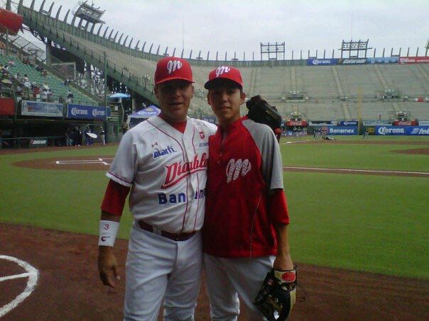 borresandoval3's tweet photo. Feliz día del padre..pásenla de lo mejor.. https://t.co/IrY1QYqRoE
