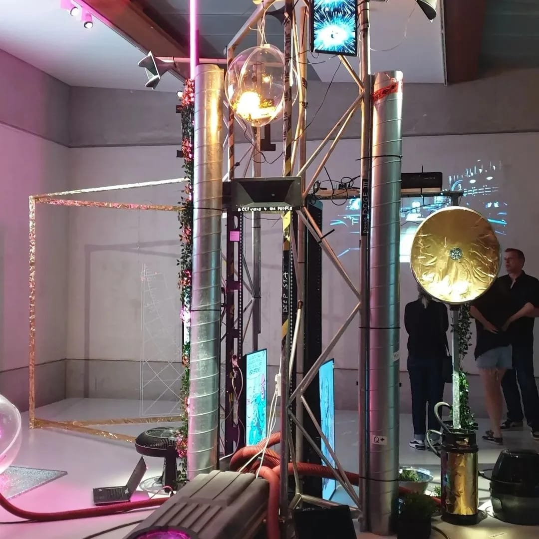 PLANETART tweet media