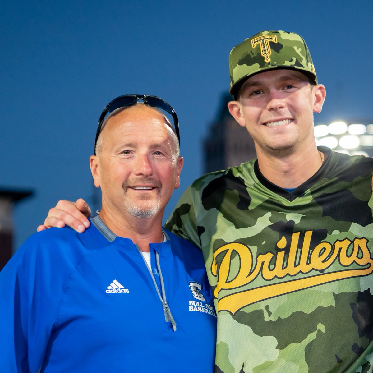 Happy Father's Day to all the dads in #DrillVille that support us on and off the field! 💙