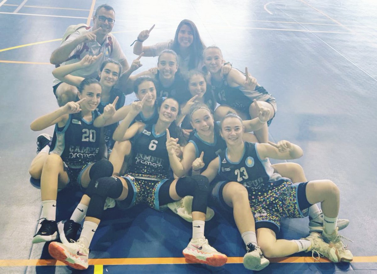 CDPromete's tweet photo. Nuestras Juniors se proclaman Campeonas en la
🏆Euroyouth Basketball Cup🏆
tras un final agónico y lleno de emoción al doblegar al actual campeón de Finlandia. Un gran rival.

@TapiolanHonka 🇫🇮 5️⃣1️⃣
@CDPromete🇪🇦 5️⃣2️⃣
@EUsportEvents

"Siempre Más"

#ContigoPromete
💪🏀💙 https://t.co/RGJ1z85u4m