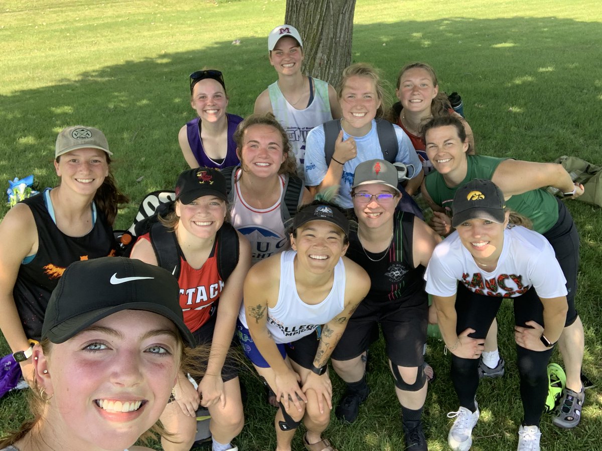 Last practice before Heavyweights in July! So happy to see everyone’s beautiful faces and get some great frisbee time in🥏
