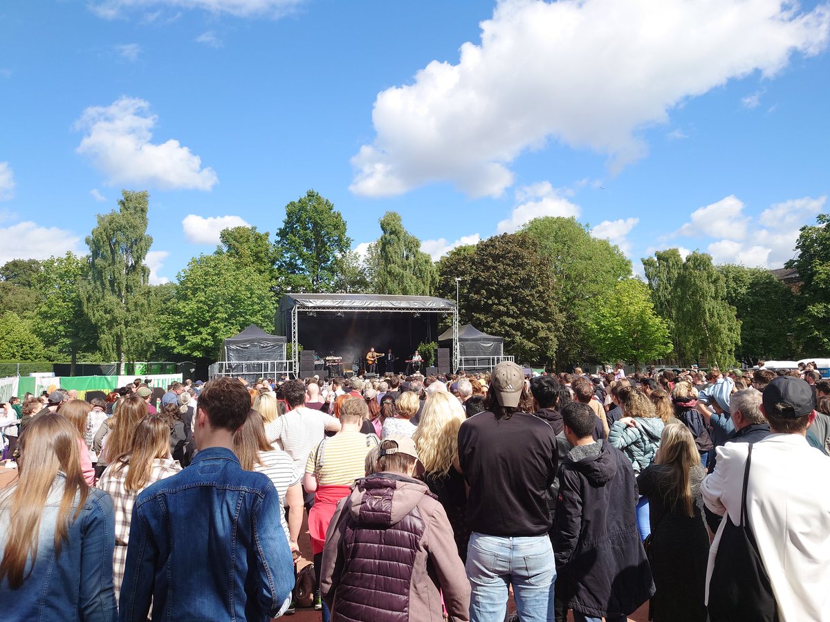 mturner79's tweet photo. #DandelionFestivalGlasgow what a well organised, chilled festival in Kelvingrove...great weekend! Look forward to it hopefully taking place next year! https://t.co/IAFKn5Y7uN