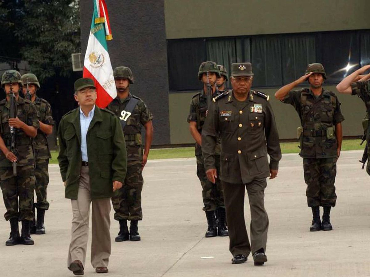 La "guerra contra el narcotráfico" es un tema delicado y que pone en riesgo a mi familia y a mí, pero dada la situación del país es importante explicarlo y eliminar las justificaciones del actual gobierno respecto a su inexistente política de seguridad y apoyo indirecto al crimen