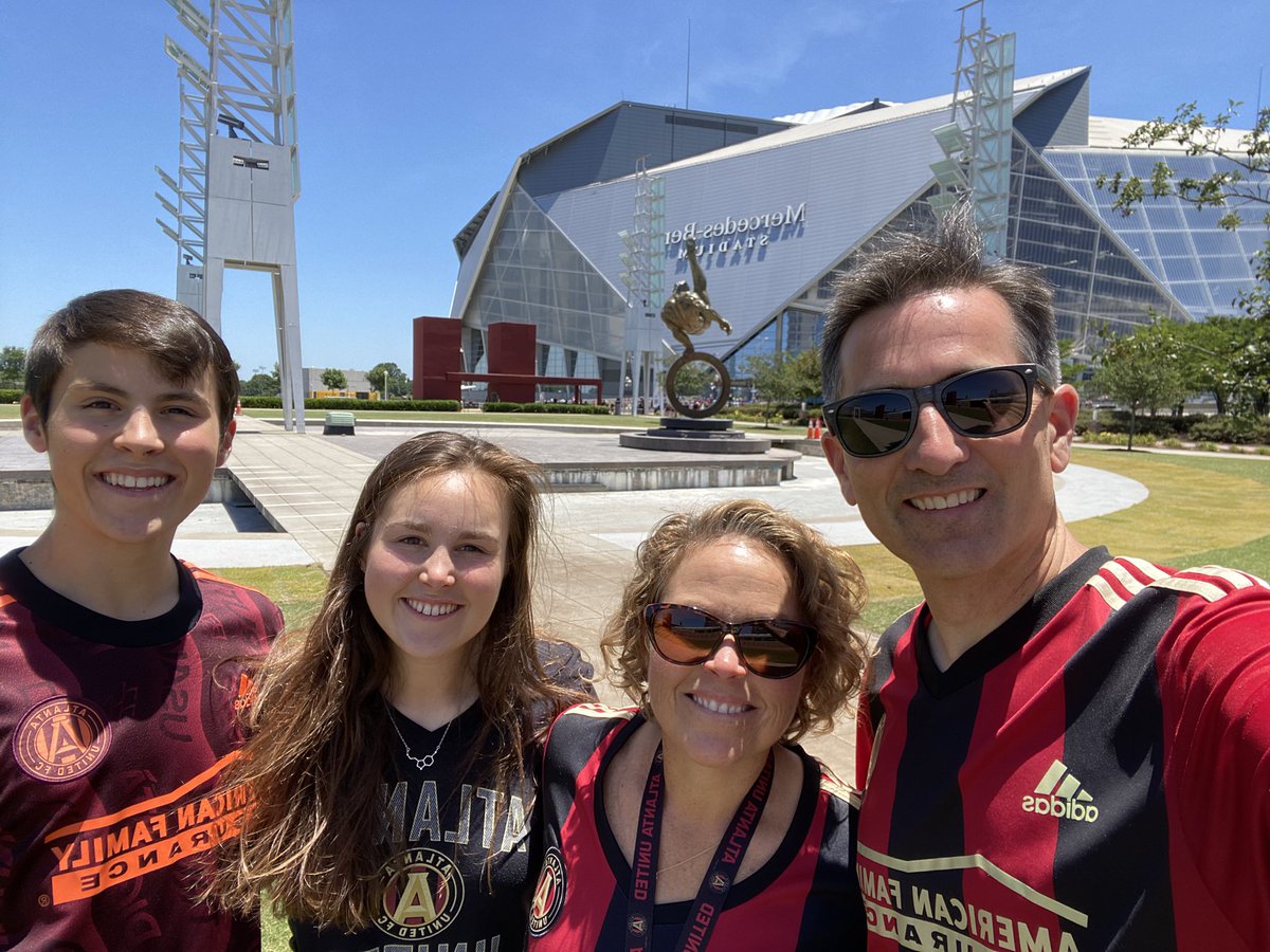 ChemTown's tweet photo. #Uniteandconquer #atlutd #cfaseatupgrade https://t.co/oVfbOtMnnx