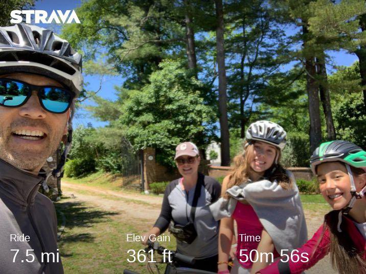 psmjw01's tweet photo. Father’s Day family ride https://t.co/lPqLlwpzaL