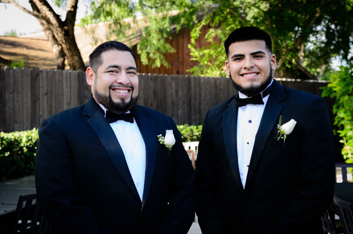 HAPPY FATHERS DAY CHAMP !!  Thank you for the guidance and a great bestfriend relationship 🙌🏻 love you dad