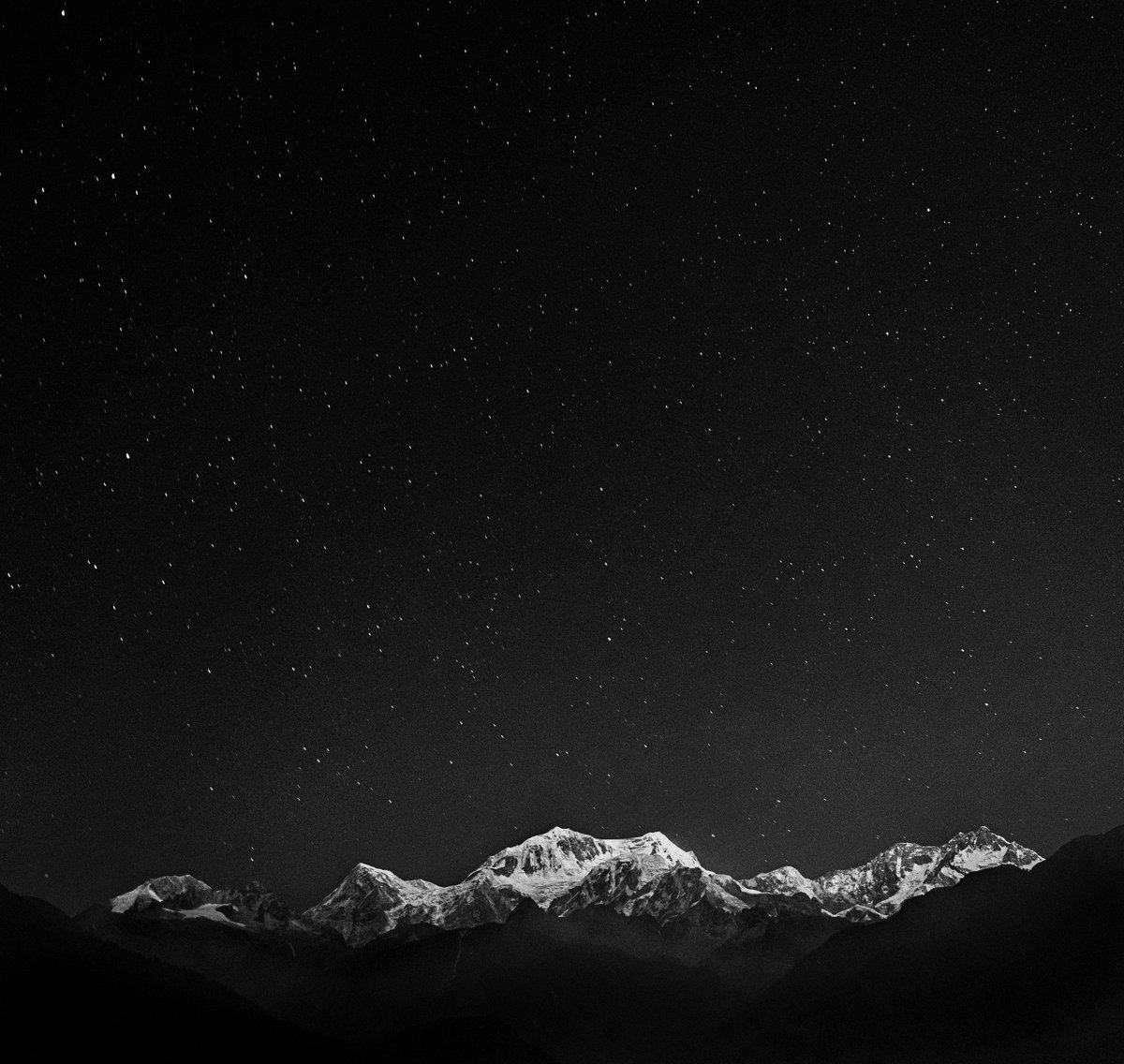 BondhuDey's tweet image. Hey Tyler!!!

This is my edition piece, Timeless Under the Stars.

Hope you like it!!! Someday i wish to see this in your gallery.