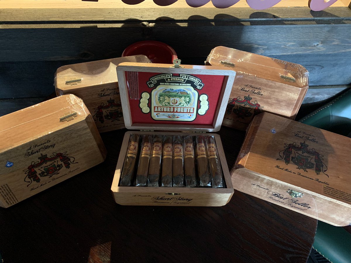 ToothAle's tweet photo. It’s actually a long story, but Tooth 'N Nail Cigars &amp; Ale now has Hemingway Short Story &amp; Best Seller Sticks.  Get yours while supplies last.  Arturo Fuente Cigars
#cigarlounge #cigarshop #oprymills #nashville #opryland #musiccitycenter  #musiccity #arturofuente #fuentecigars https://t.co/W3GglsBvRt