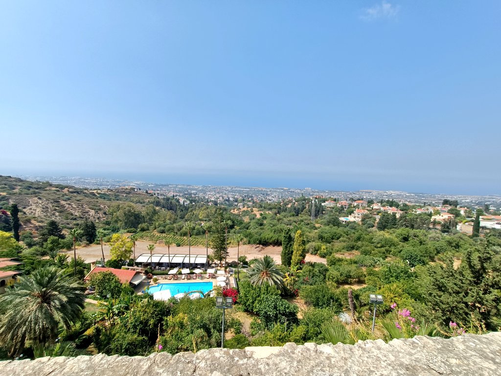 sim010101's tweet photo. 9/12 #Cyprus ❤️💔🌸
#Kyrenia #Bellapais #Lapithos
❤️❤️❤️❤️ https://t.co/1xZz9jzfqz