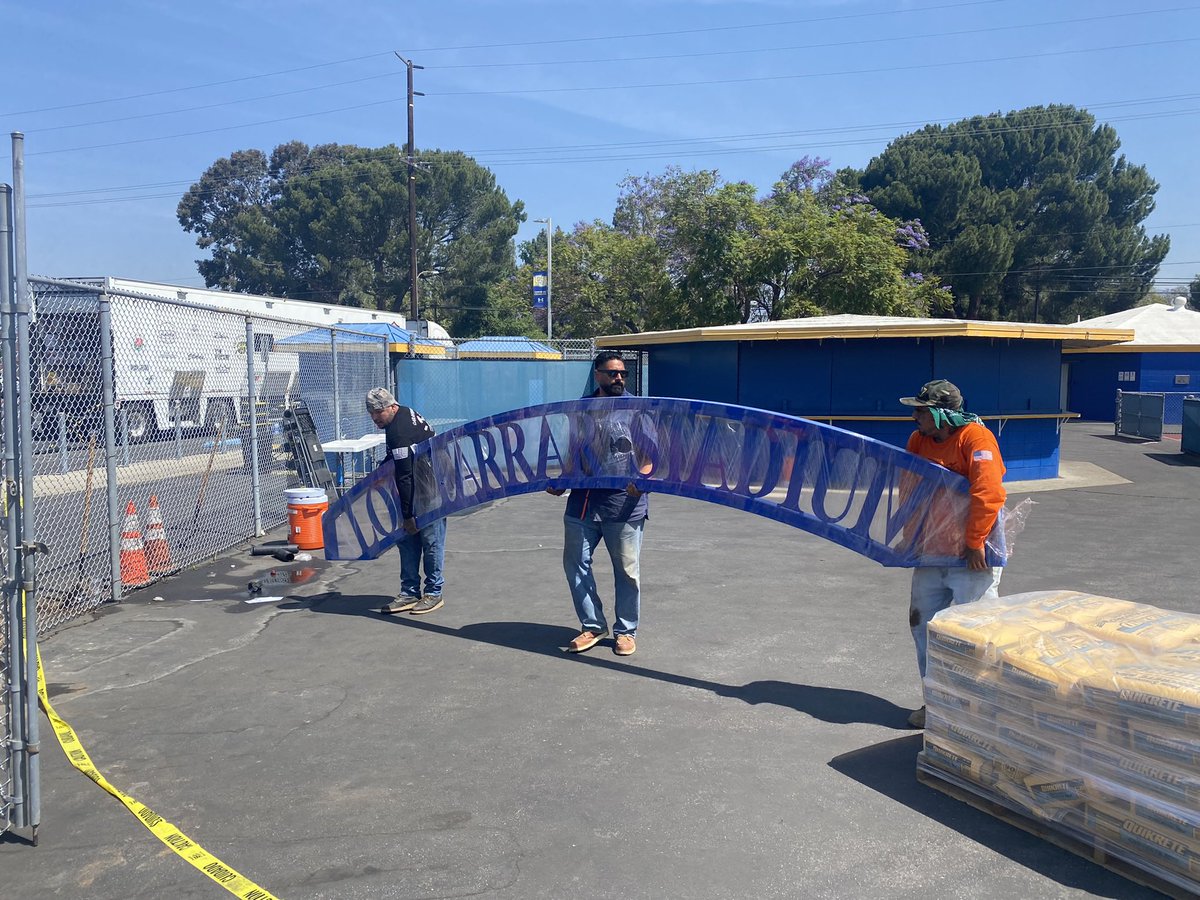 COHSFootball's tweet photo. Happy Father’s Day to our #OneCOFamily &amp; everyone! We now celebrate Big Lou’s namesake forever etched in this arch entrance to Lou Farrar Stadium. His hope when kids ask who’s Lou Farrar, people share stories of his influence on generations of kids &amp; families in our community.🧡 https://t.co/DGro2q2zFh