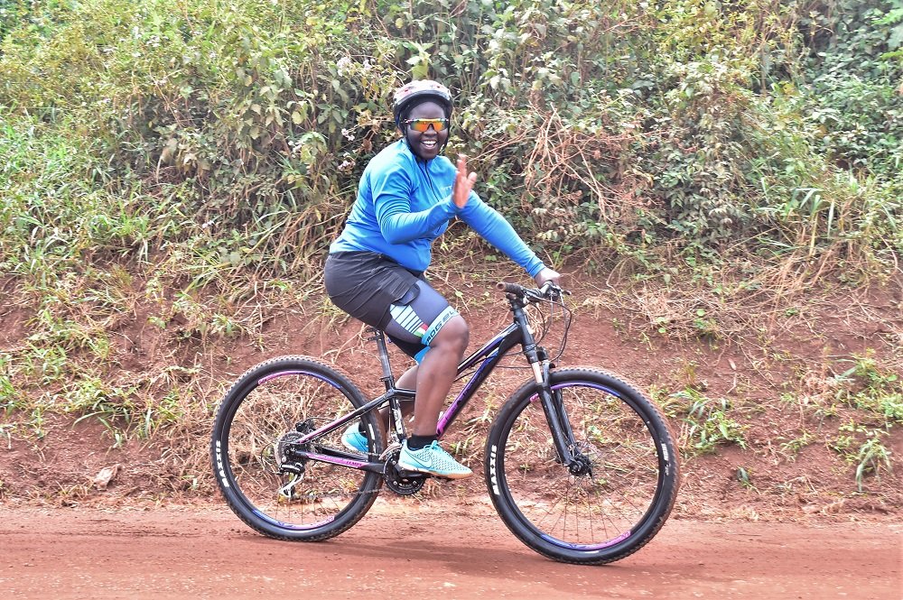 AminahBabirye's tweet photo. I think I'm in love ❤.... with the Nakawuka-Katende Route. Thanks to my awesome sister and riding partner  @AishaNakato8 . 
Sadly Safari 🚲 has some mechanical issues and will need to rest her 😪 as I look for the spare parts( and money 🤔😀) #NeverStopPedalling https://t.co/uxNEVNRBWt